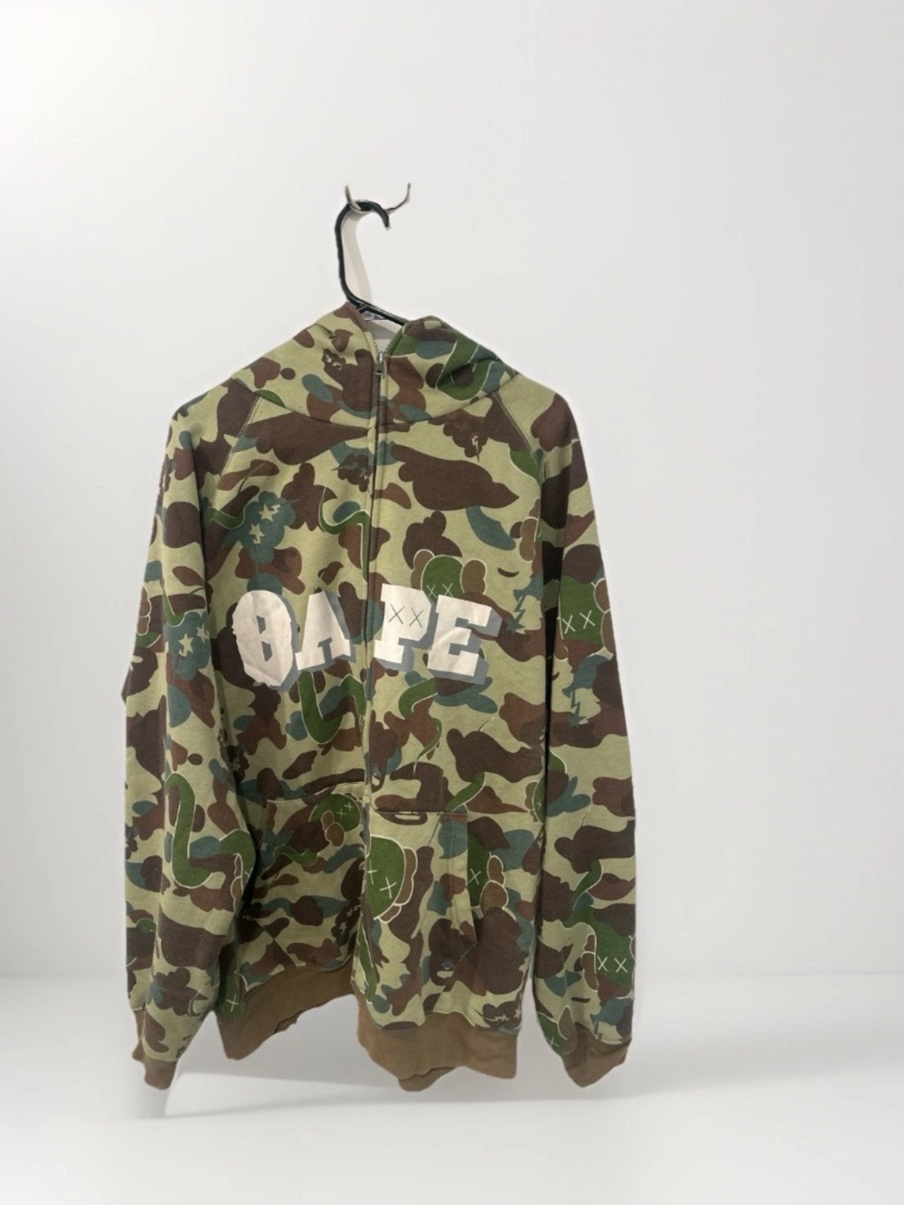 Vintage BAPE KAWS Camo Full Zip Hoodie 2XL Made In Japan Rare Nigo Era Archive